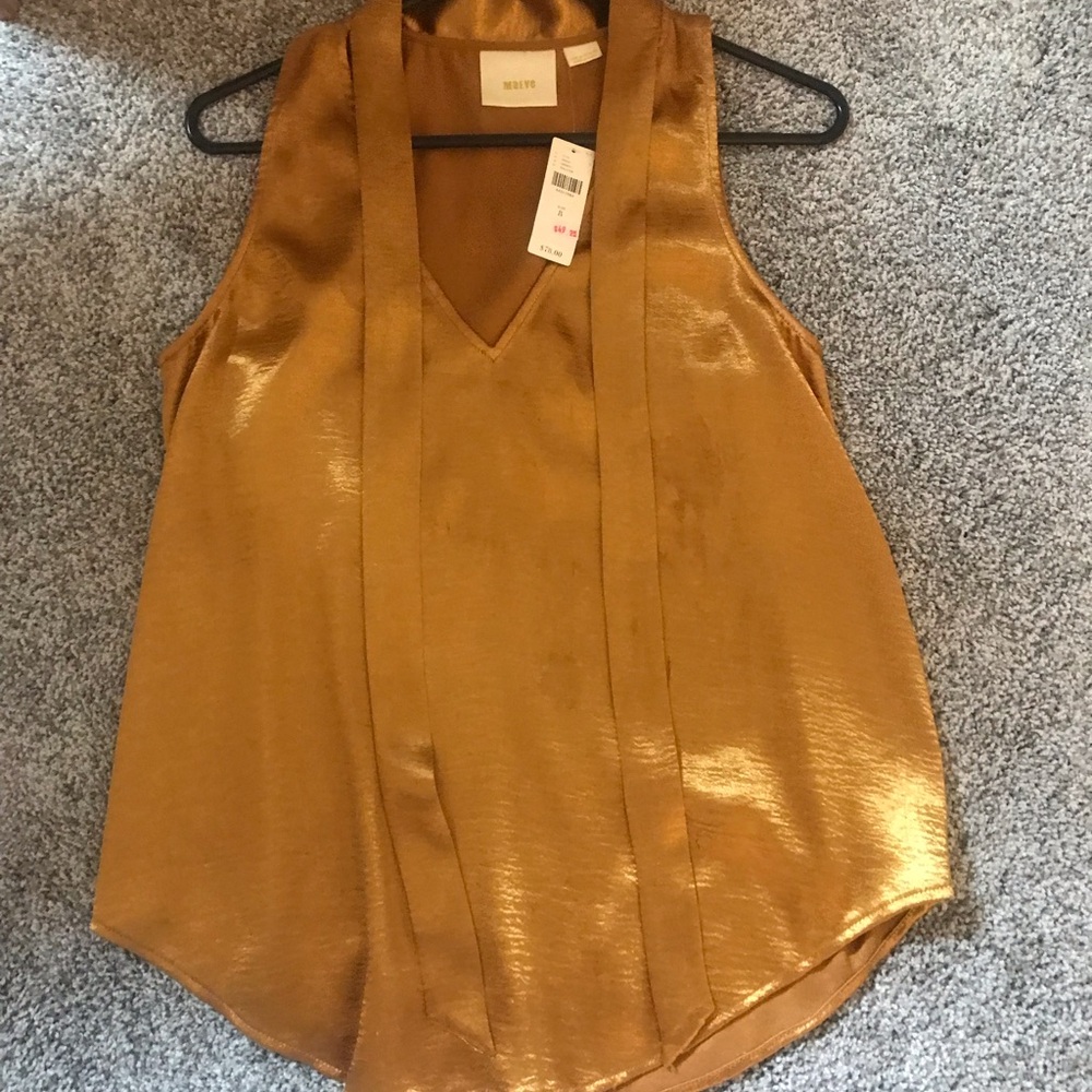 Women's Gold Sleeveless Top
